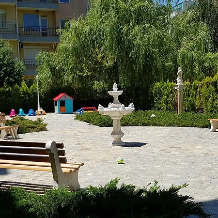 Golden Hermes Apartament Sunny Beach